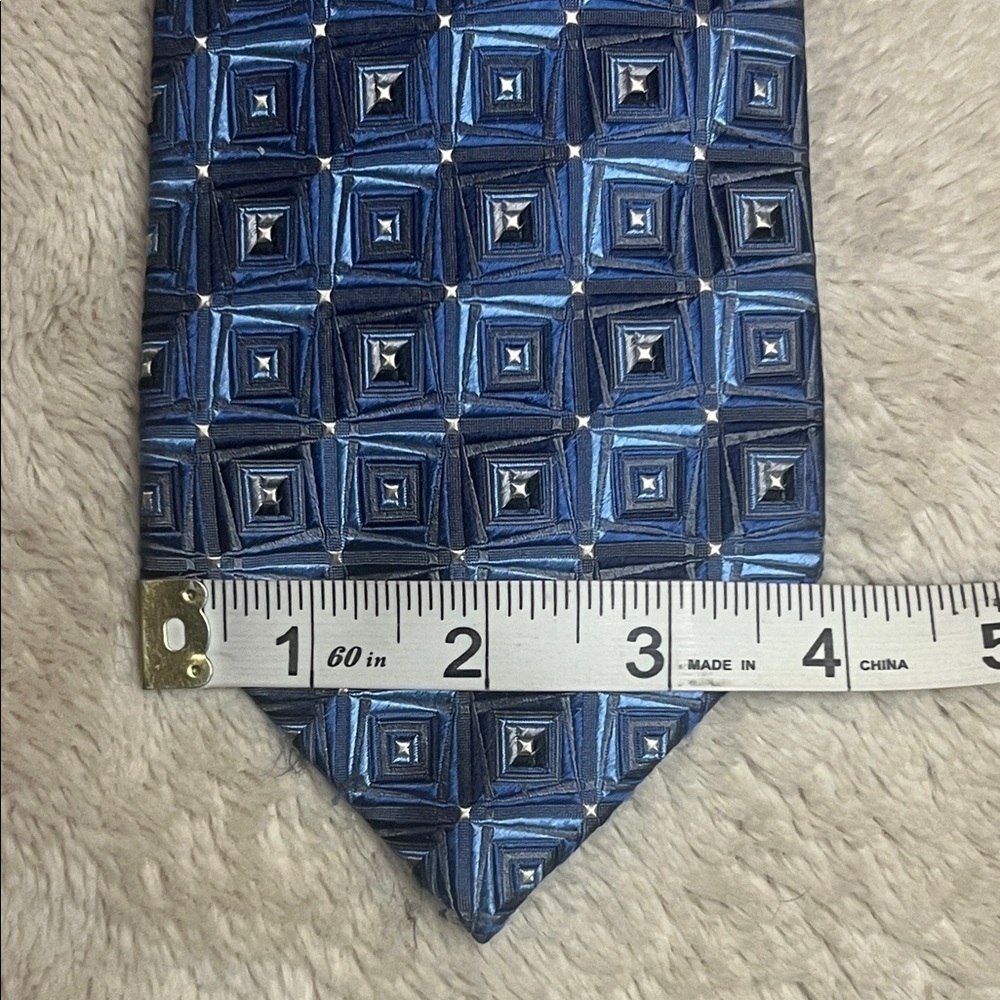 Valentino Blue Geometric Pattern Tie - Picture 3 of 9